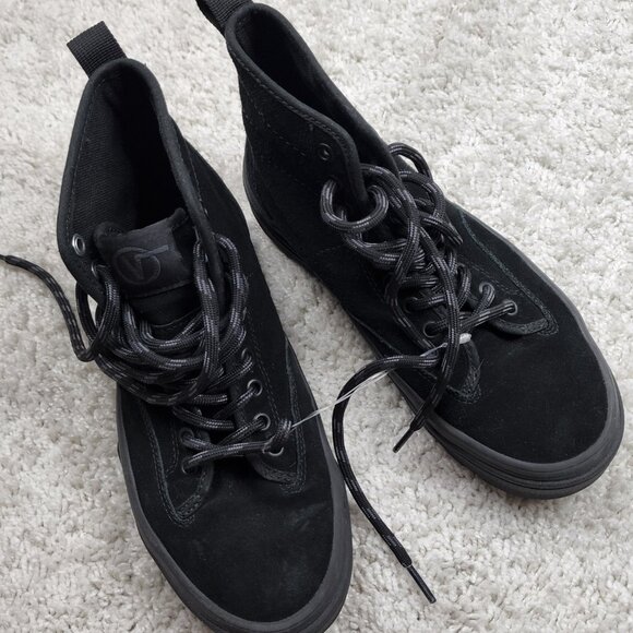 Vans Sentry WC High Top Women 8 Men 6.5 Triple Solid Black Skate Hiking USA main image 6